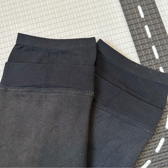 Brand new women’s fur-lined leggings - Picture 2 of 4